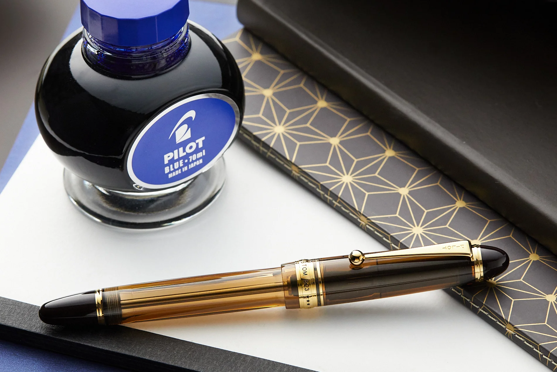 Pilot Custom 823 Fountain Pen - Amber - Image 8