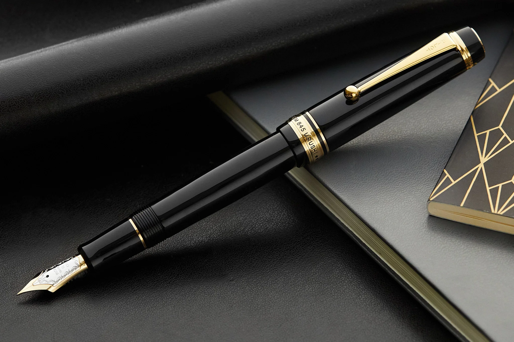 Pilot Custom 845 Urushi Fountain Pen - Black - Image 7