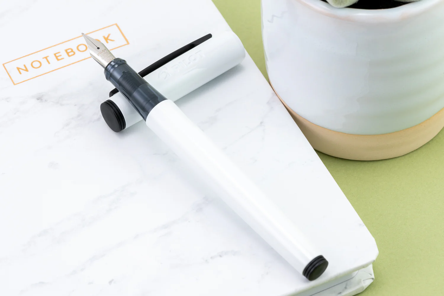 Pilot Explorer Fountain Pen - White - Image 4