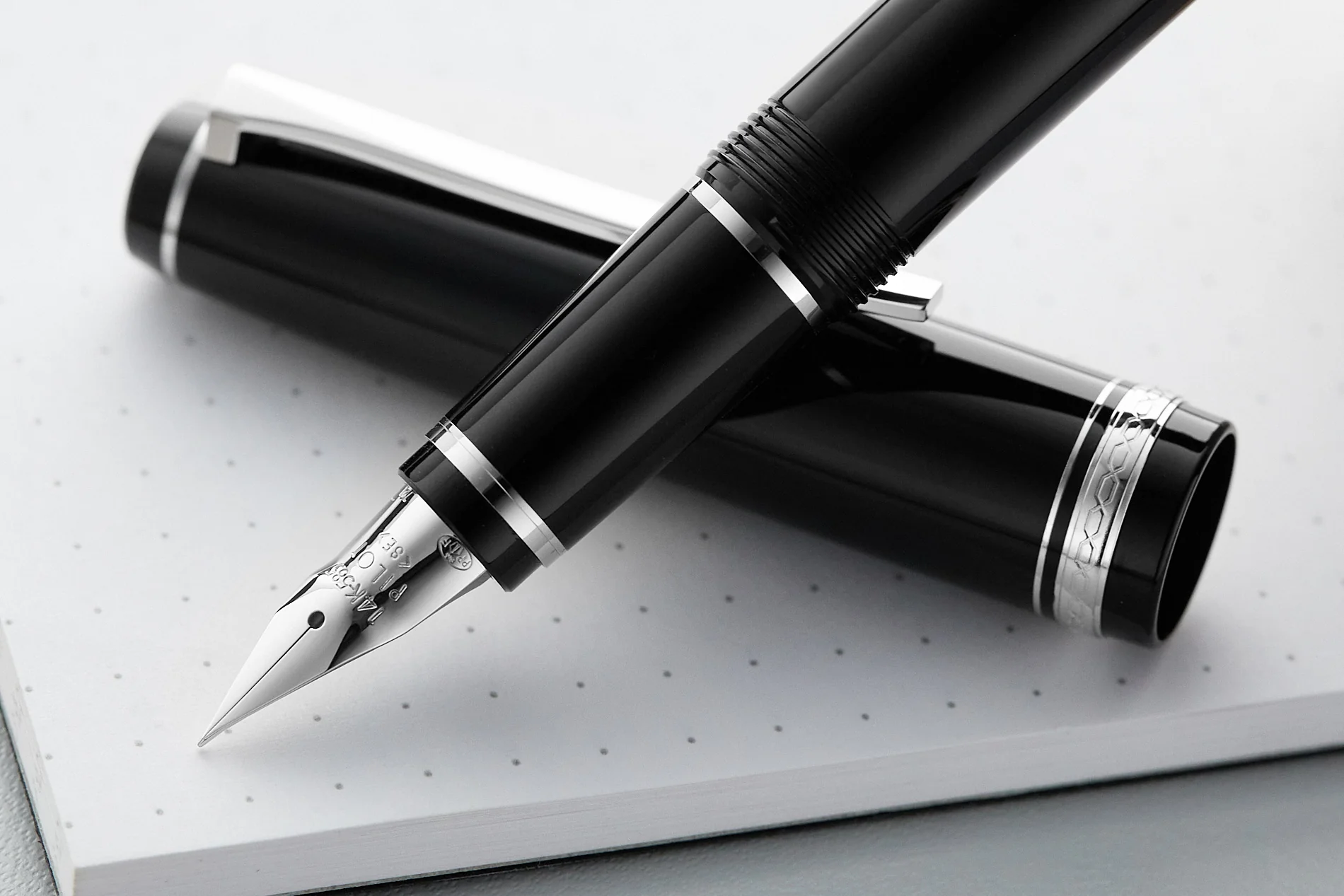 Pilot Falcon Fountain Pen - Black/Rhodium - Image 10