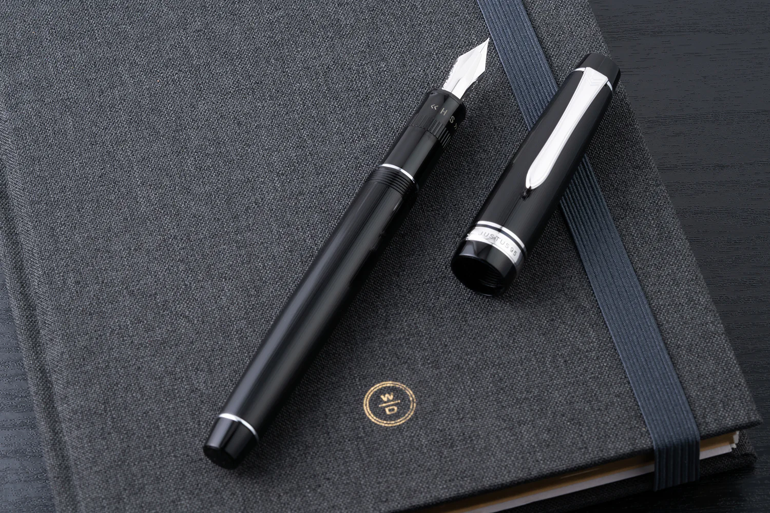 Pilot Justus 95 Fountain Pen - Black/Rhodium - Image 16