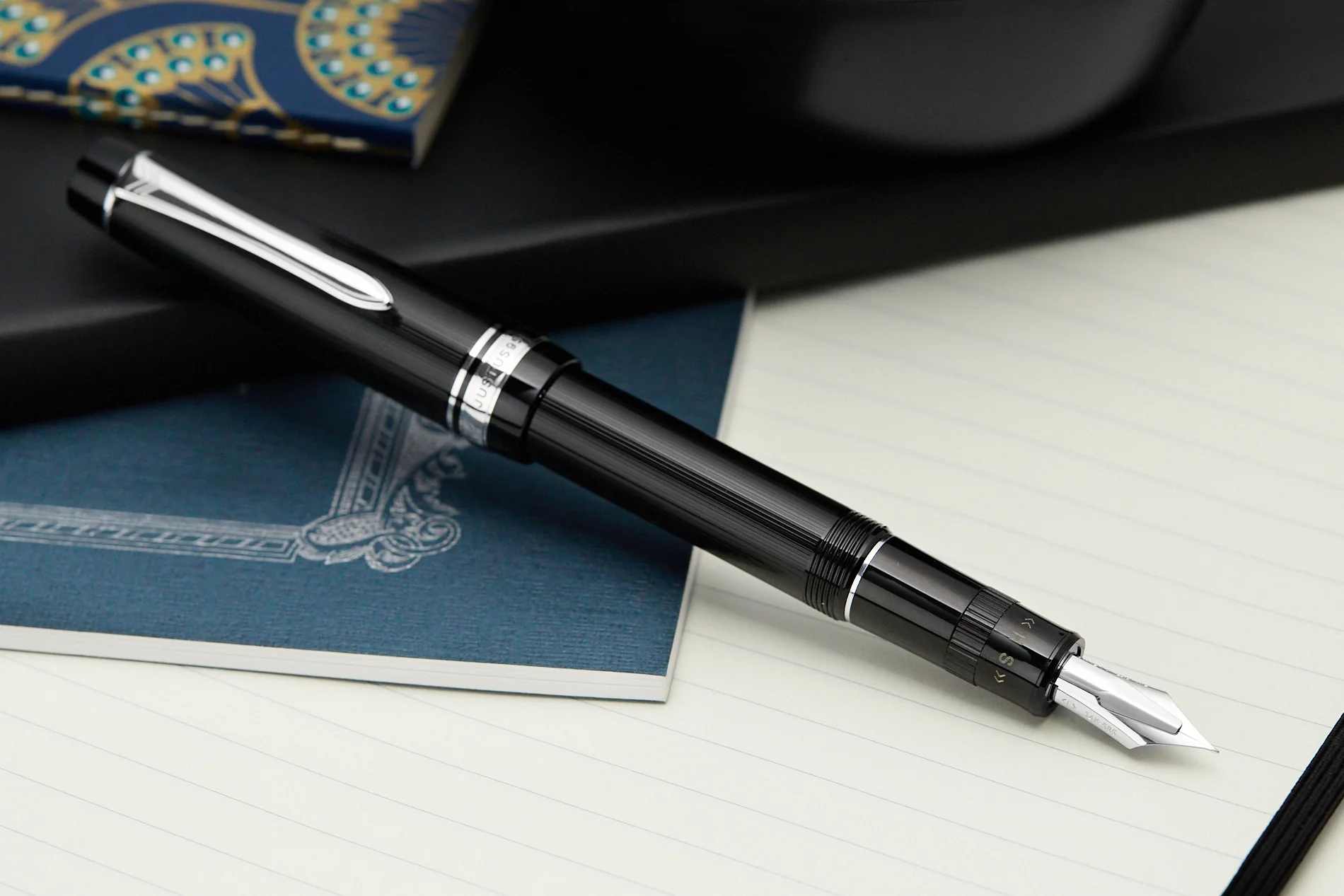Pilot Justus 95 Fountain Pen - Black/Rhodium - Image 8