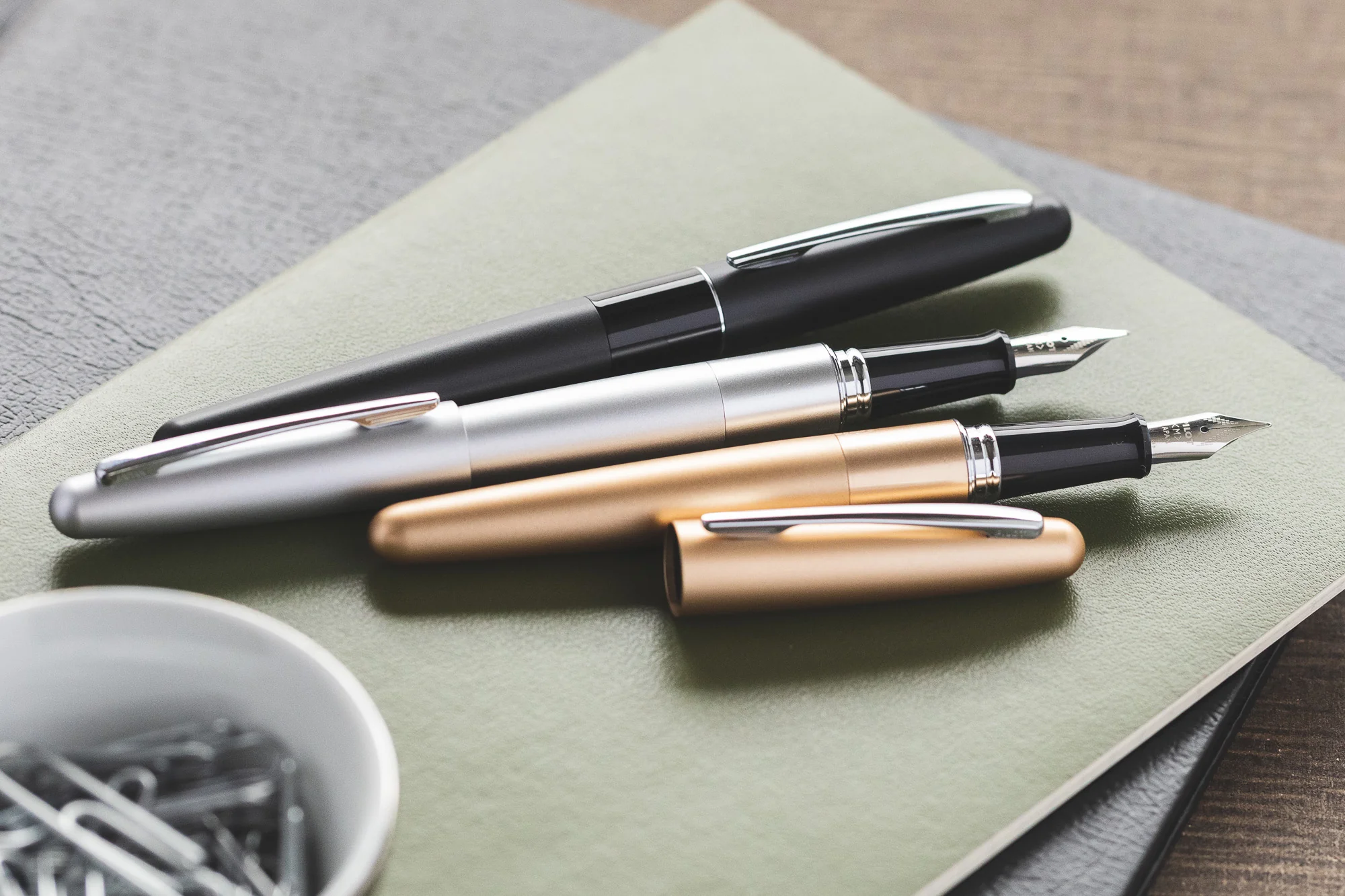 Pilot Metropolitan Fountain Pen - Black Plain - Image 13