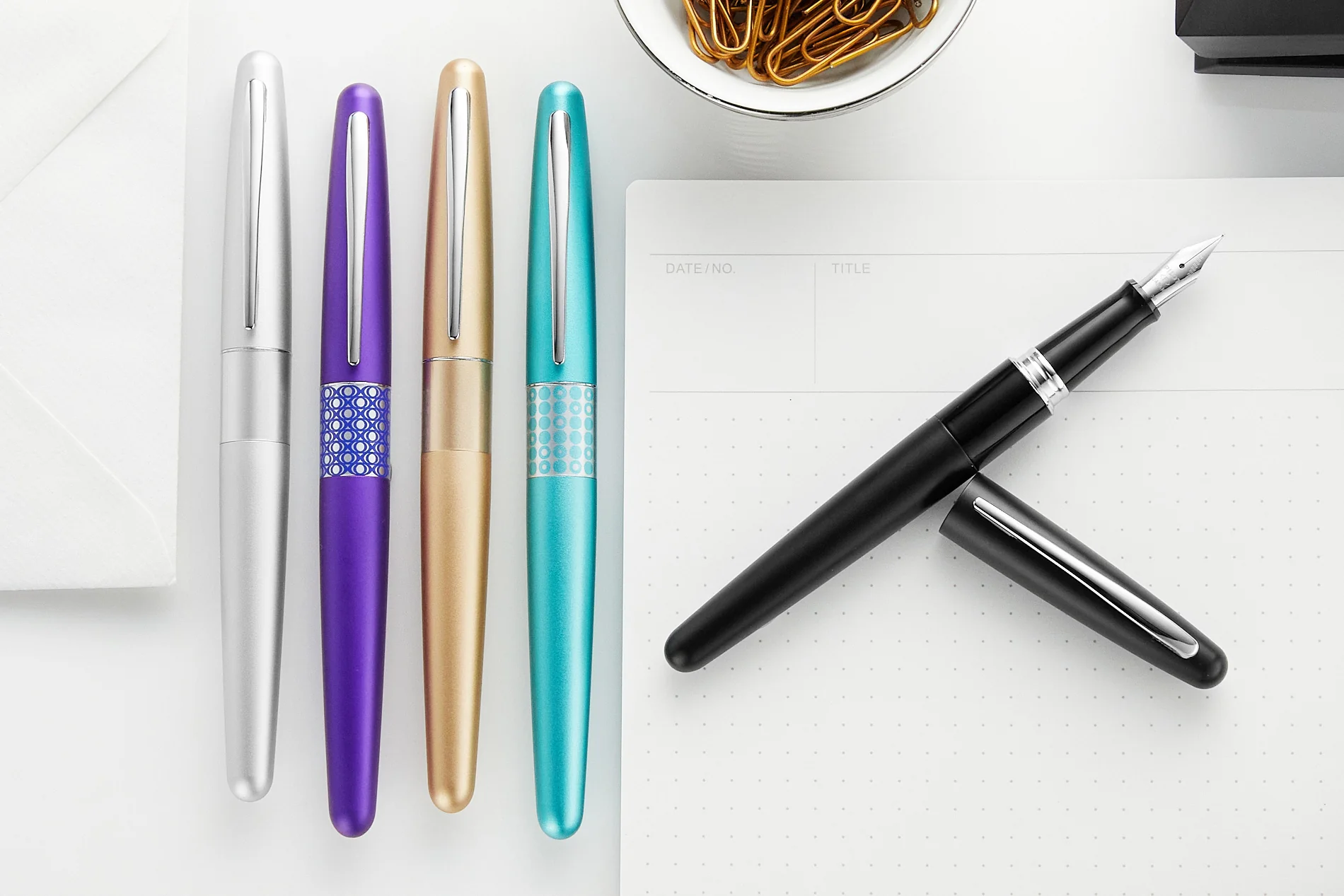 Pilot Metropolitan Fountain Pen - Gold Plain - Image 10