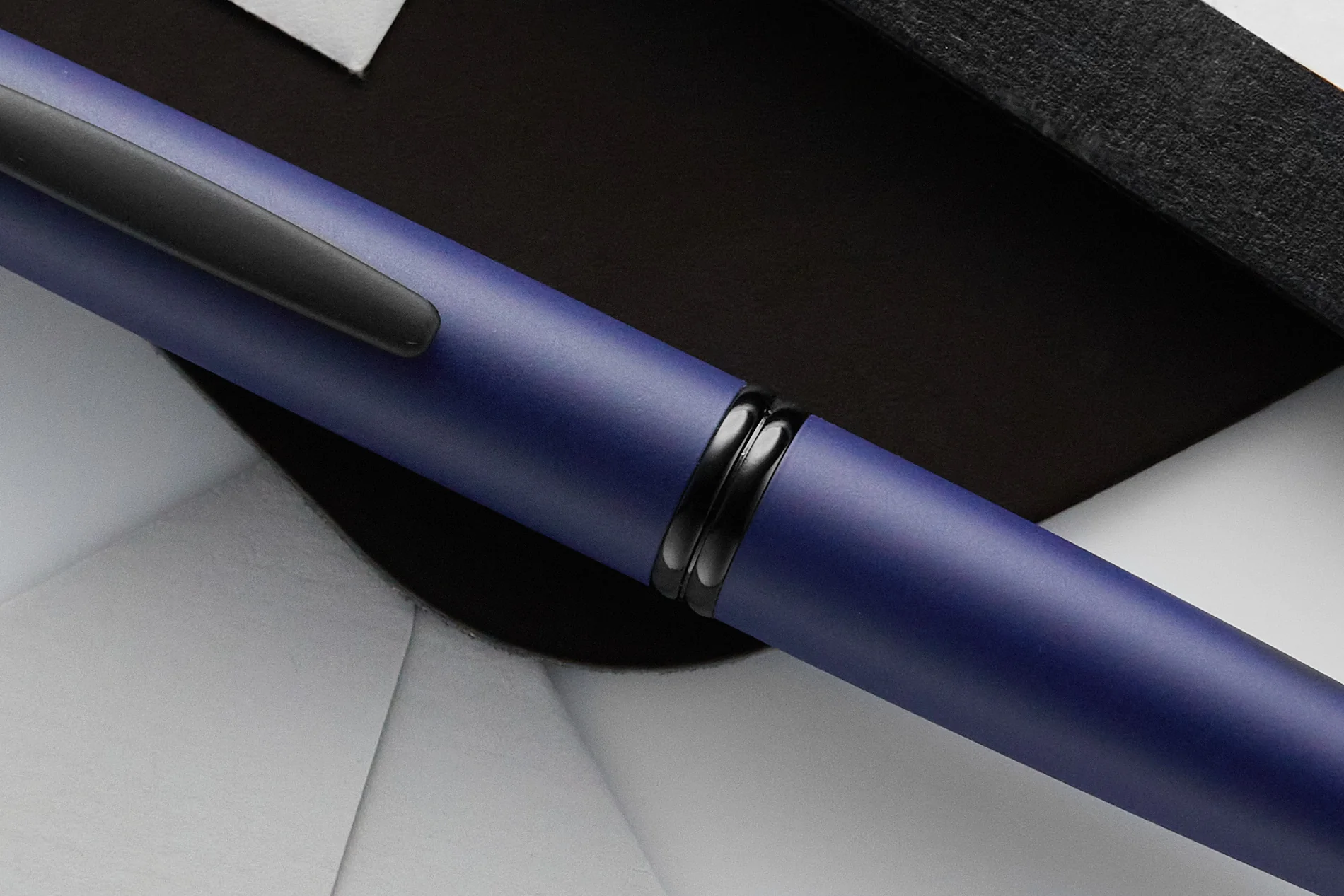 Pilot Vanishing Point Fountain Pen - Blue Matte - Image 12