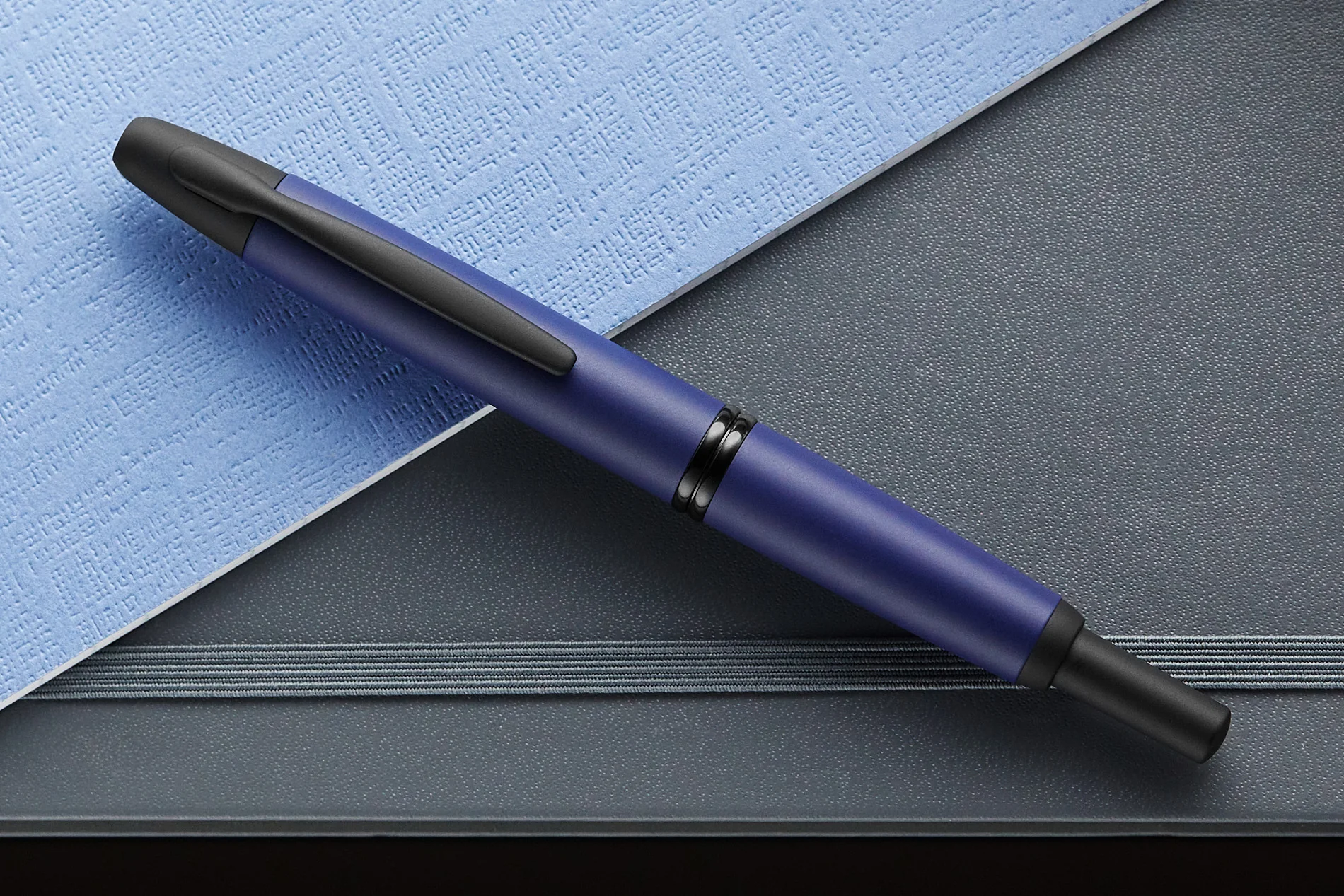 Pilot Vanishing Point Fountain Pen - Blue Matte - Image 8