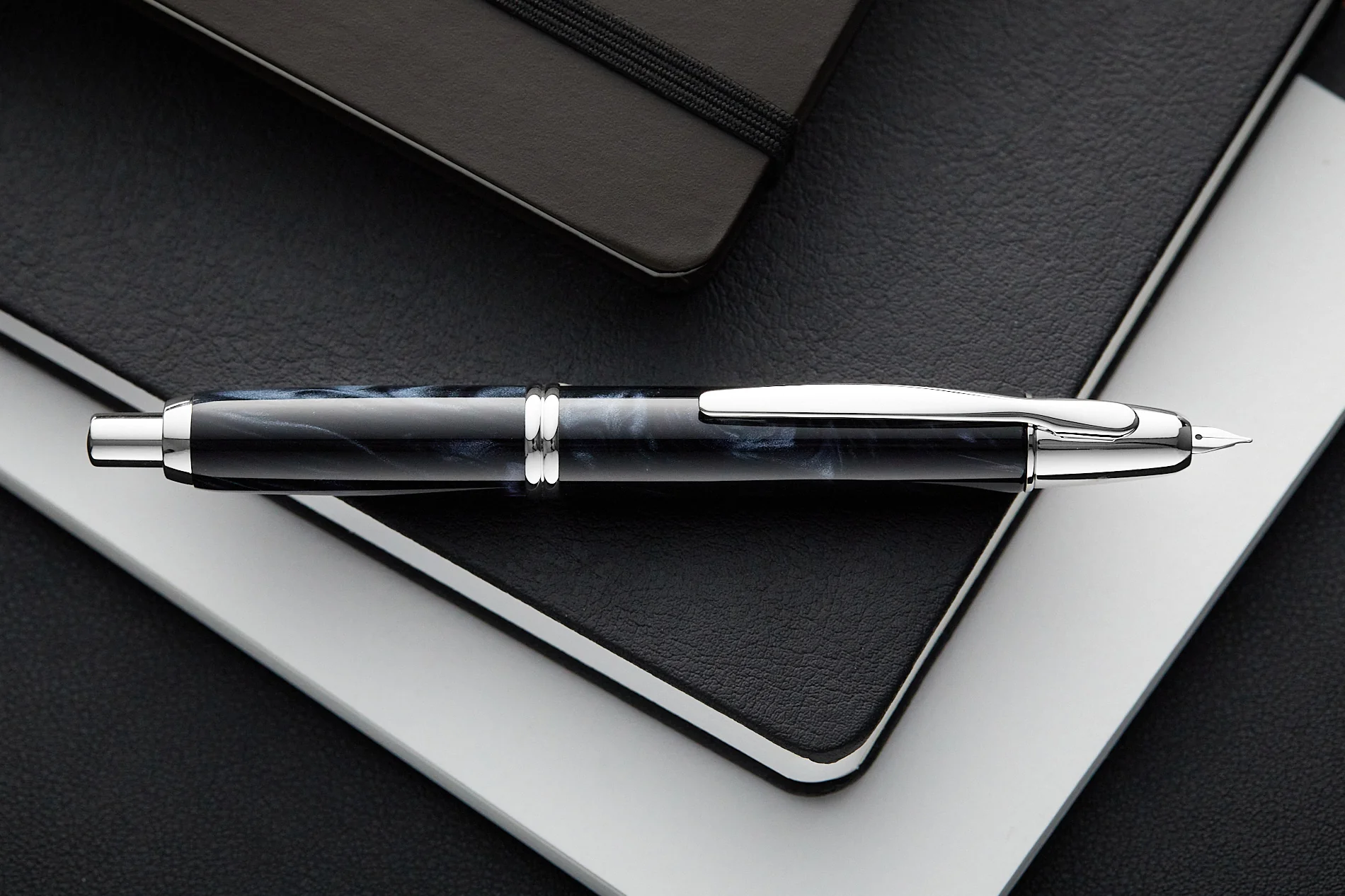 Pilot Vanishing Point SE Fountain Pen - Marble Black - Image 6