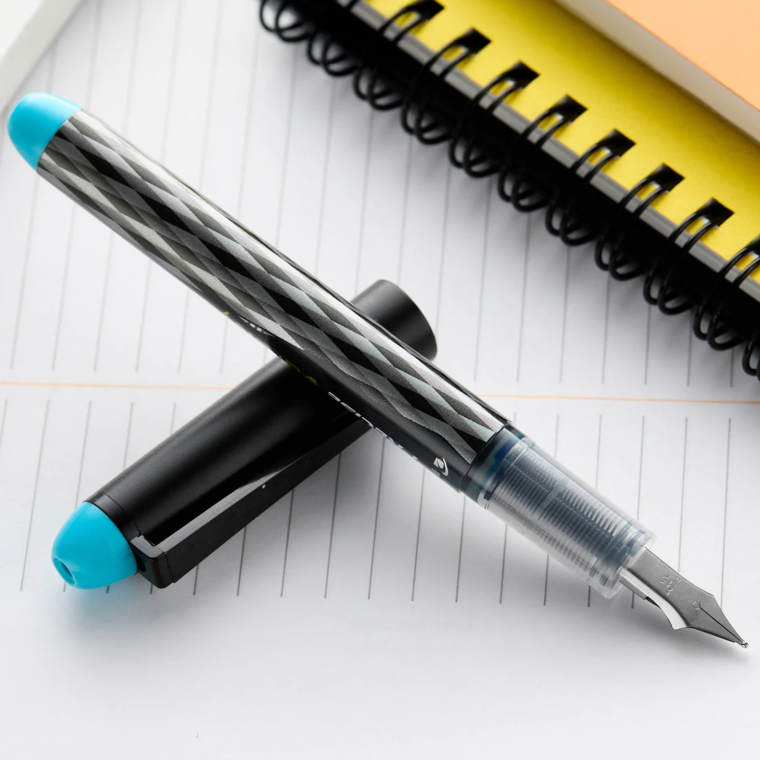Pilot Precise Varsity Fountain Pen - Turquoise - Image 3