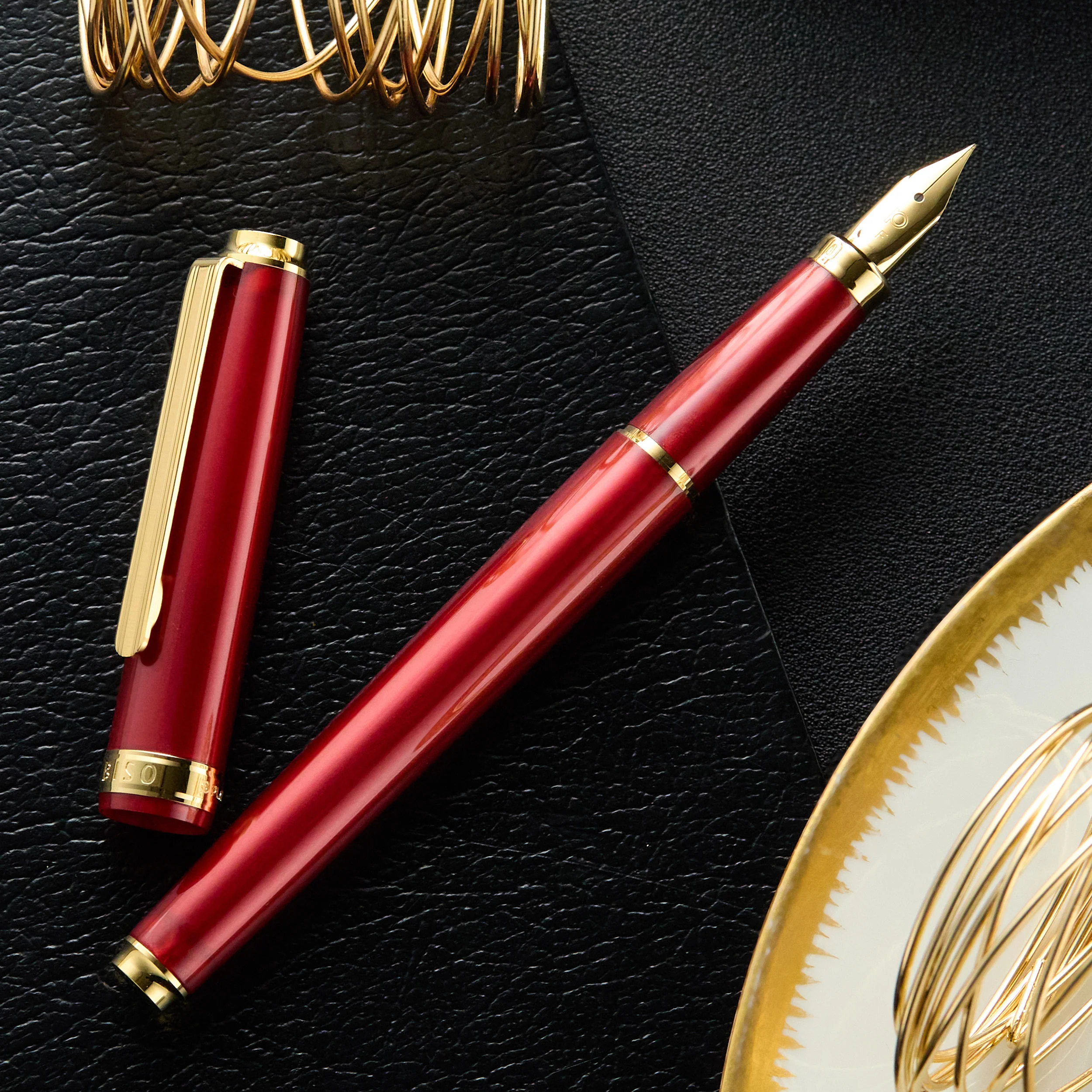 Platinum BISO Fountain Pen - Flame Red - Image 8