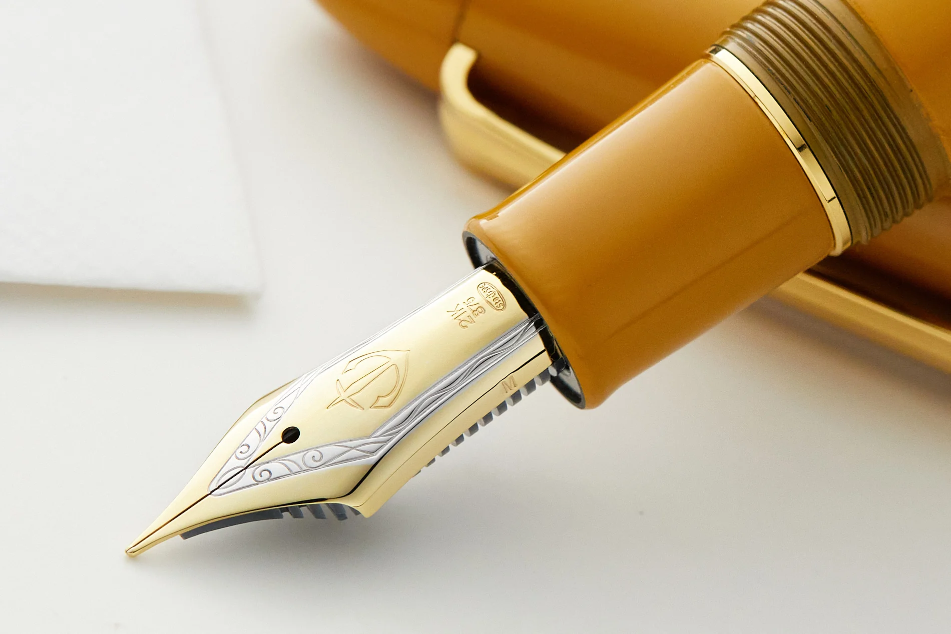 Sailor 1911 King of Pens Color Urushi Ebonite Fountain Pen - Sunflower - Image 4