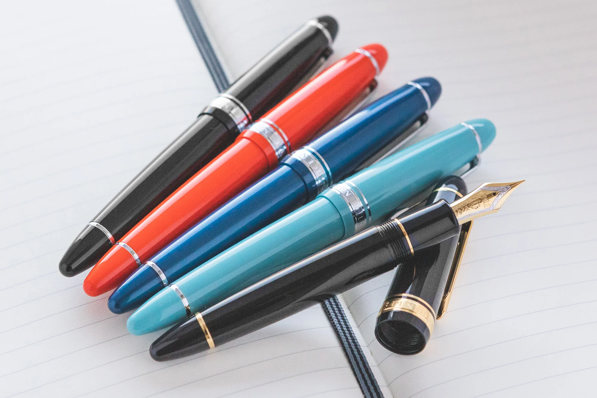 Sailor 1911 King of Pens Fountain Pen - Black/Gold - Image 12