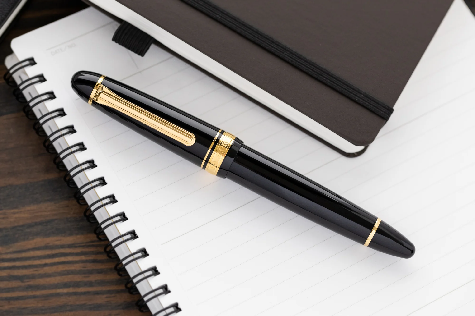 Sailor 1911 King of Pens Fountain Pen - Black/Gold - Image 7