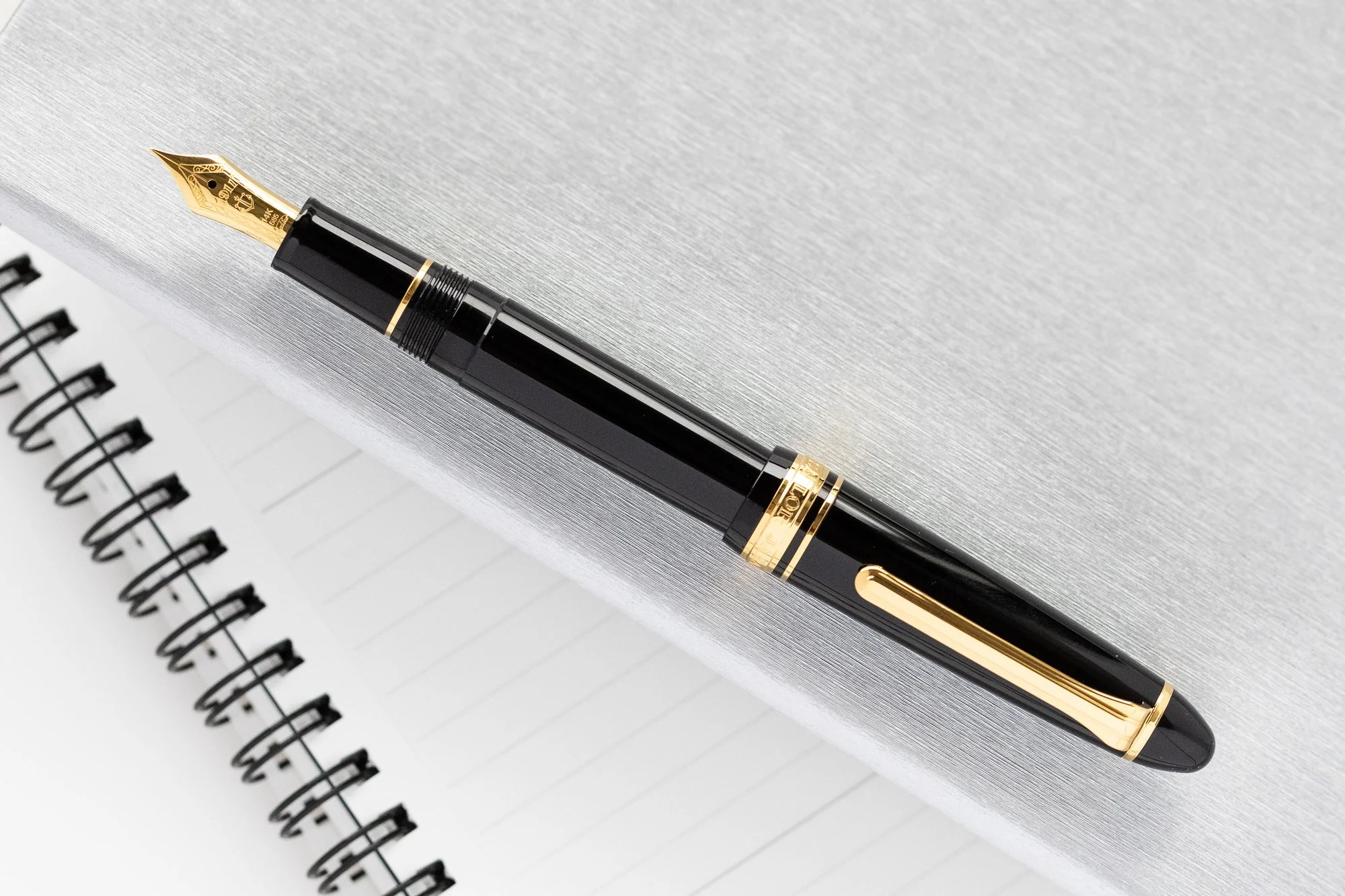 Sailor 1911S Fountain Pen - Black/Gold - Image 5