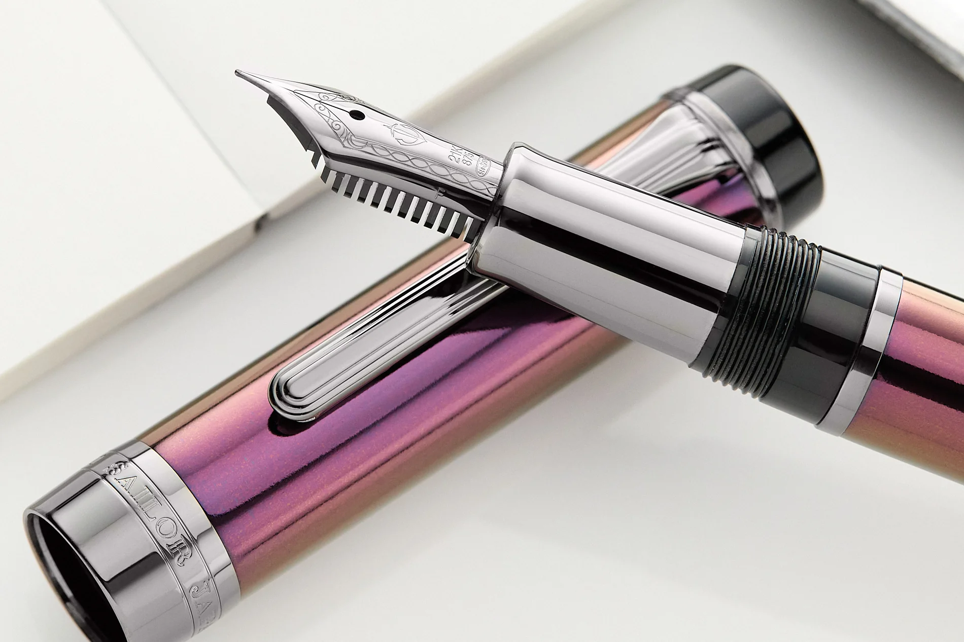 Sailor CYLINT Fountain Pen - Lantana - Image 9