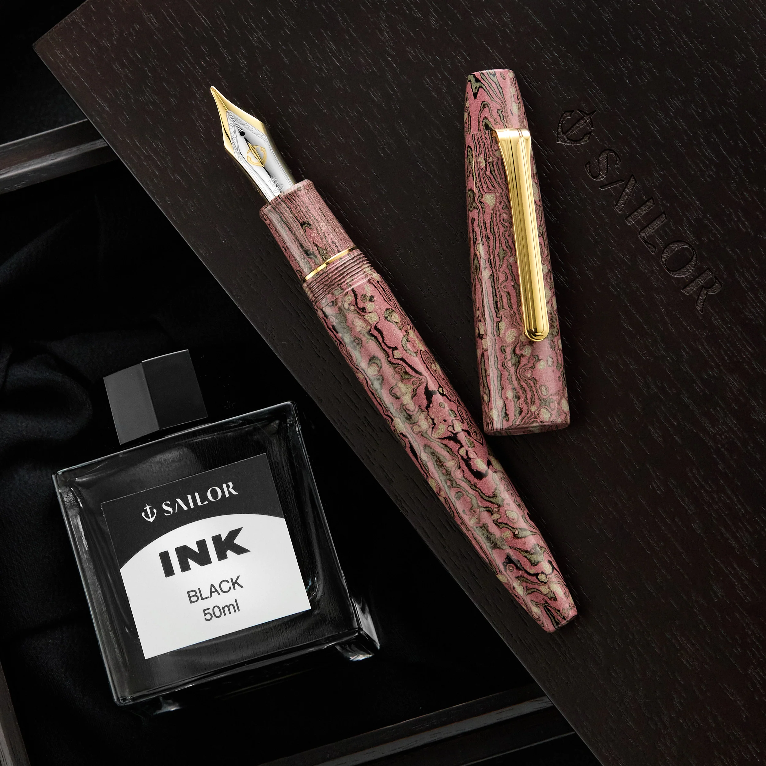 Sailor King of Pens Naginata Togi Ebonite Fountain Pen - UMESAKI (Limited Edition) - Image 6