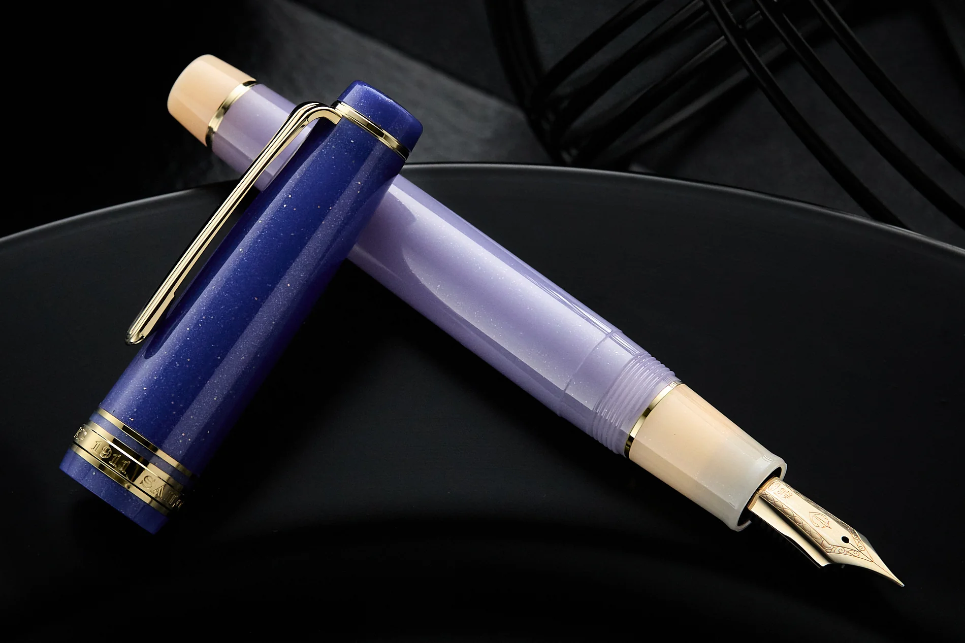 Sailor Pro Gear Fountain Pen - Dreamy Hour - Image 3