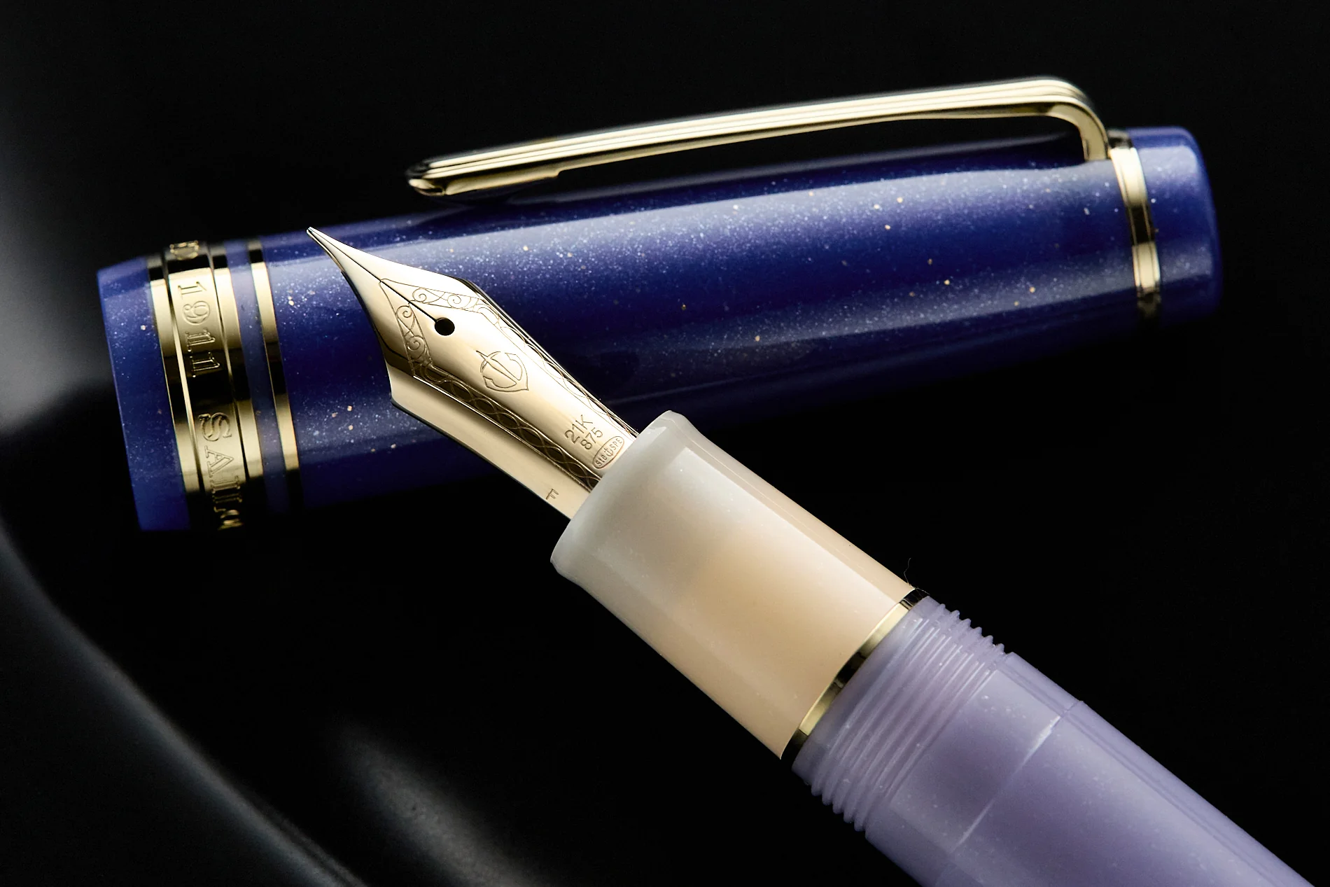 Sailor Pro Gear Fountain Pen - Dreamy Hour - Image 4