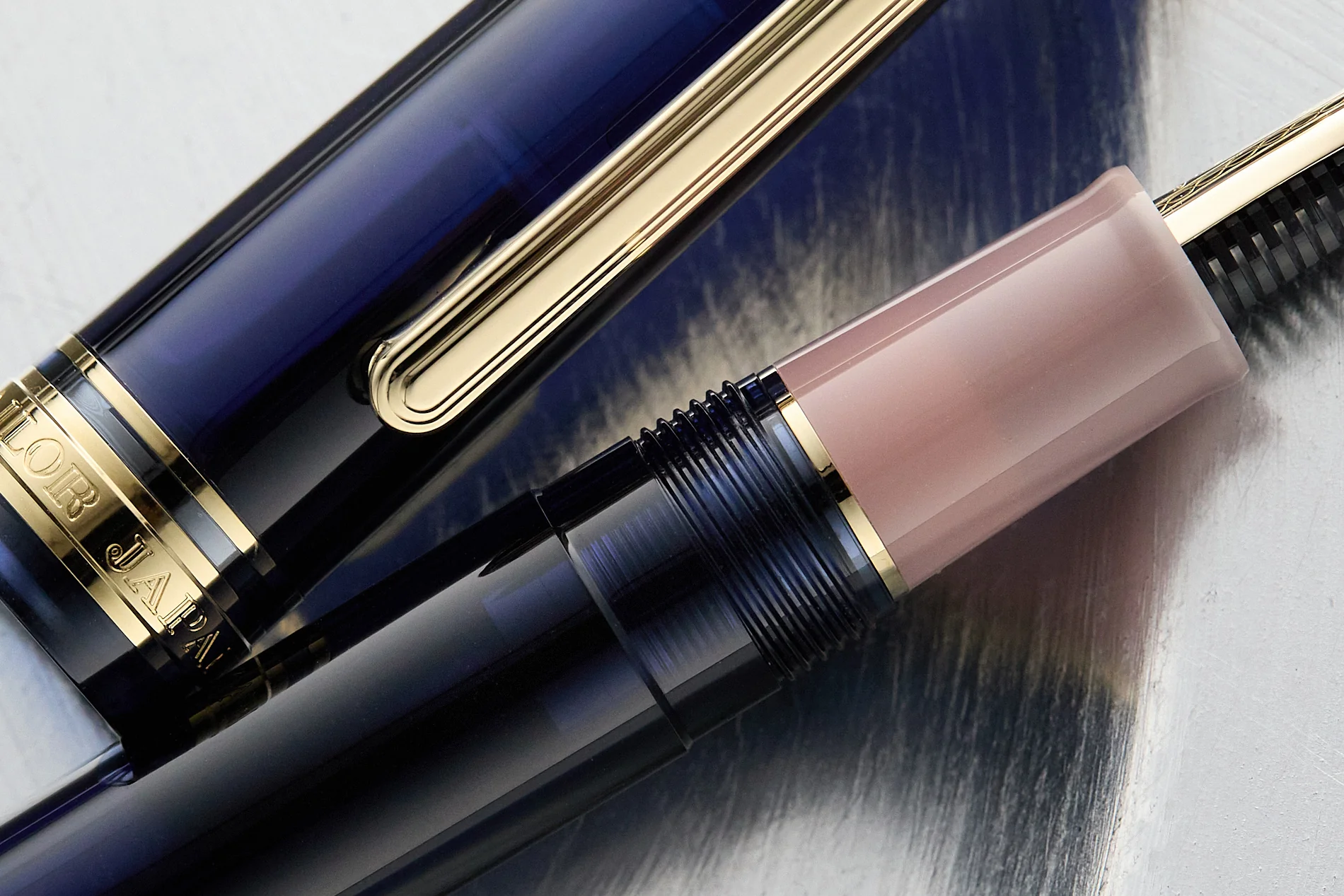 Sailor Pro Gear Slim Fountain Pen - Yuu-tsubame - Image 8