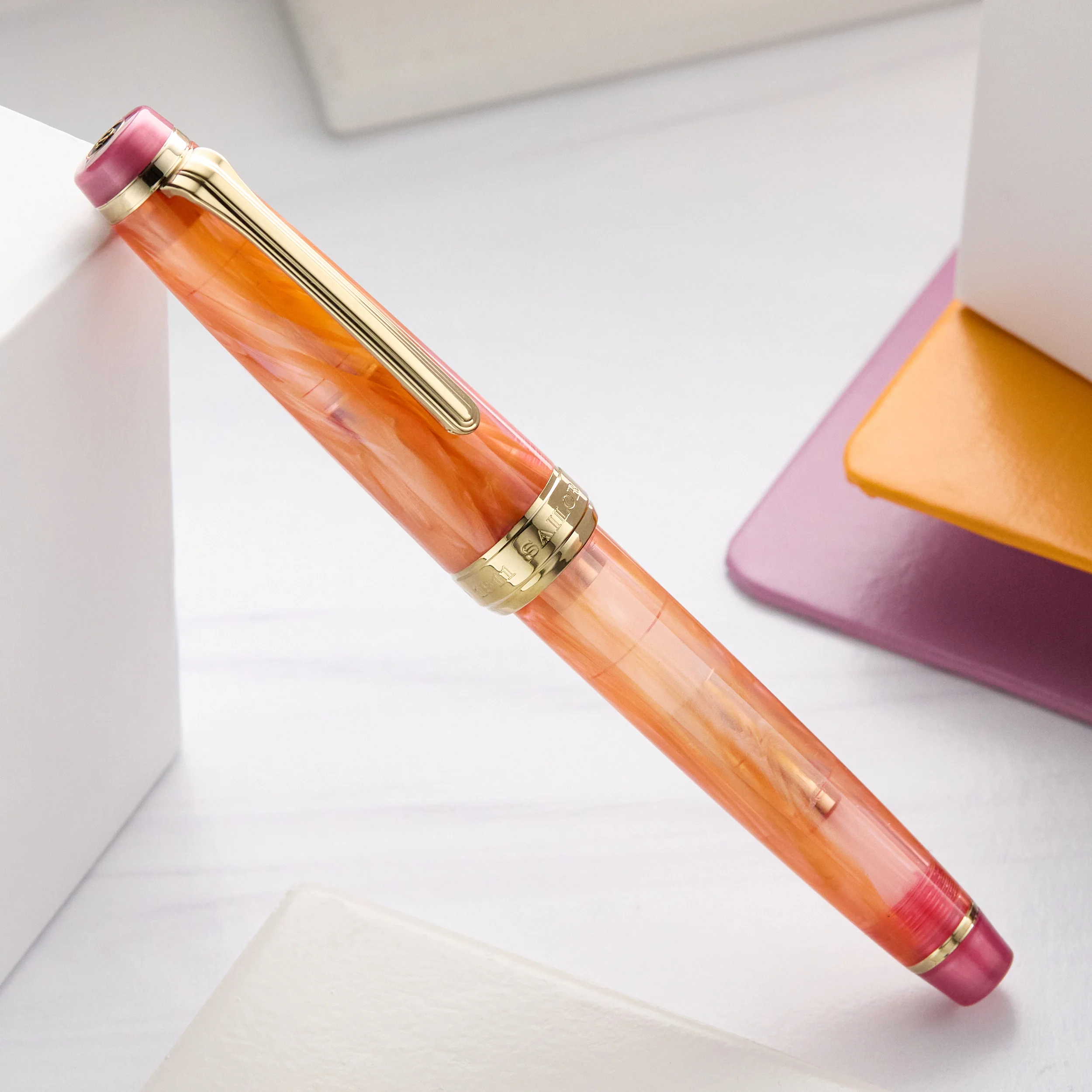 Sailor Veilio Fountain Pen - Pearl Pink (Limited Production) - Image 2