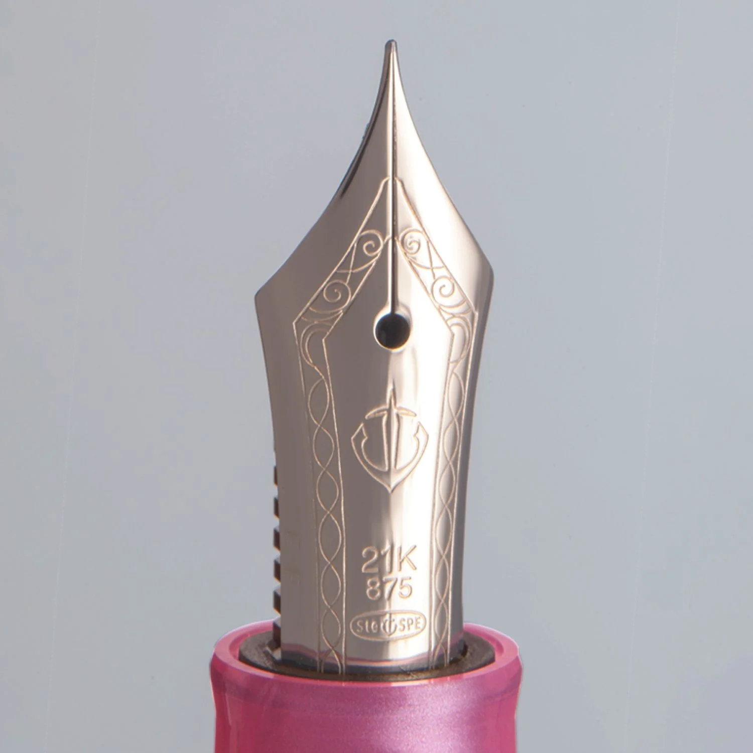 Sailor Veilio Fountain Pen - Pearl Pink (Limited Production) - Image 9