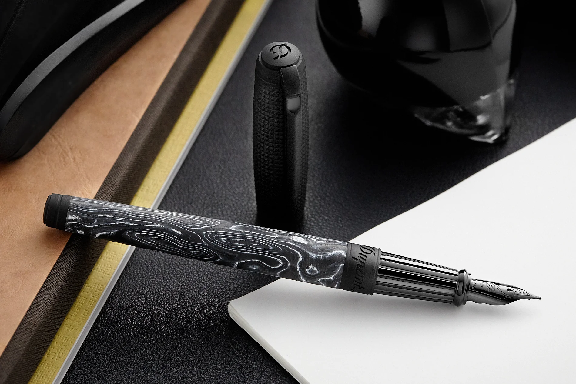 S.T. Dupont Line D Large Carbon Fountain Pen - Dark Storm - Image 4