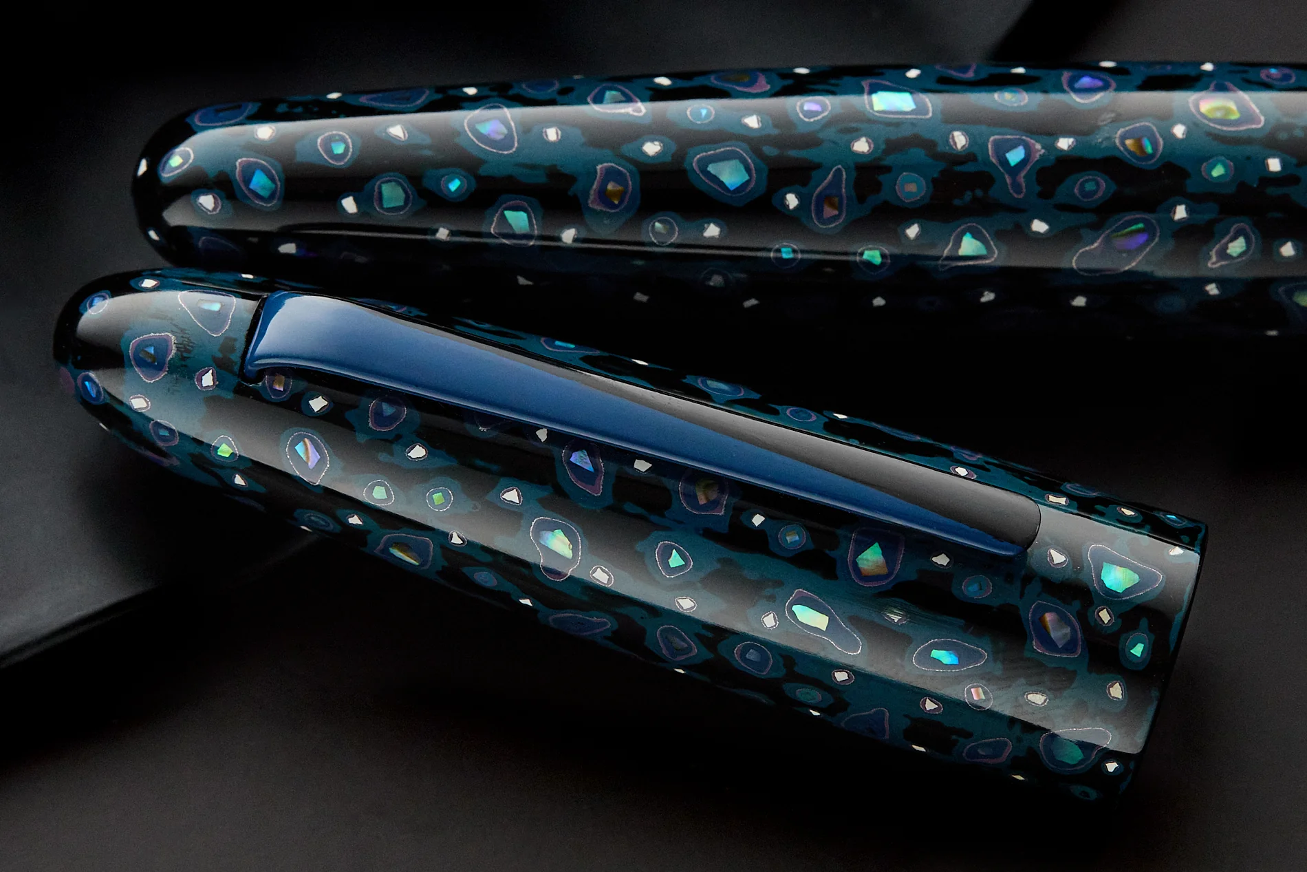 TACCIA Empress Shin Tsugaru Nuri Fountain Pen - Ao-Iro (Limited Edition) - Image 4