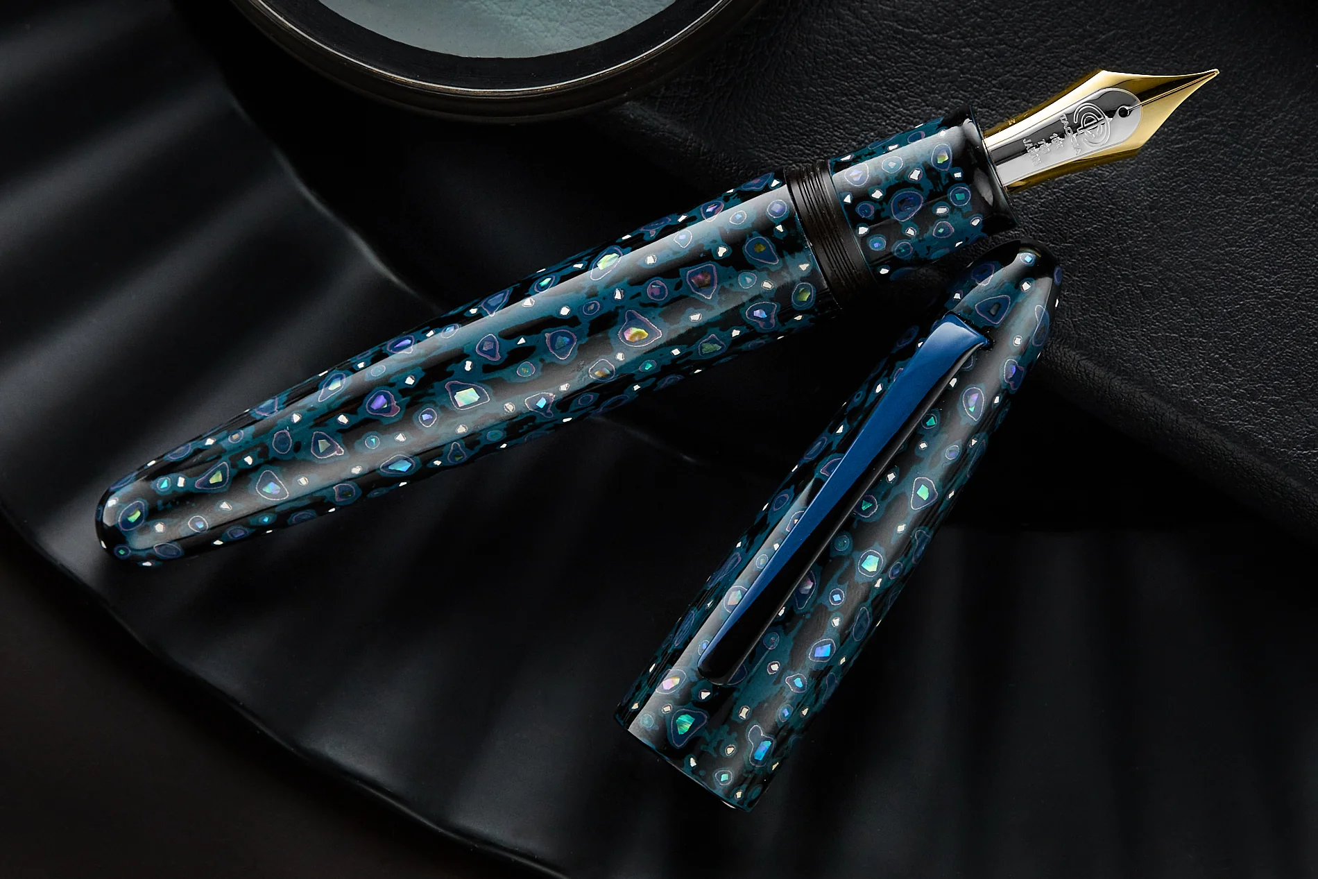 TACCIA Empress Shin Tsugaru Nuri Fountain Pen - Ao-Iro (Limited Edition) - Image 7