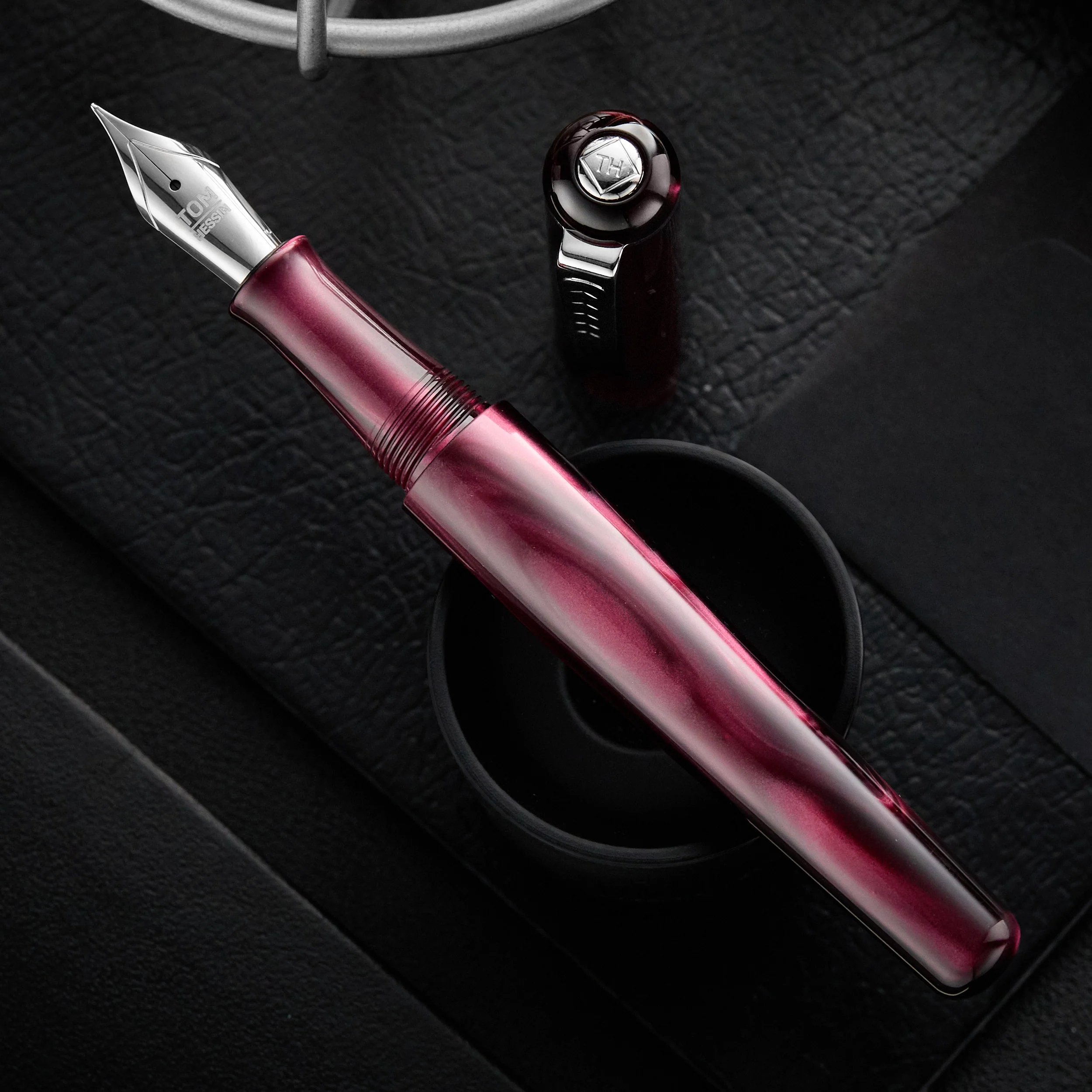 Tom Hessin Charles Fountain Pen - Castle Claret - Image 9