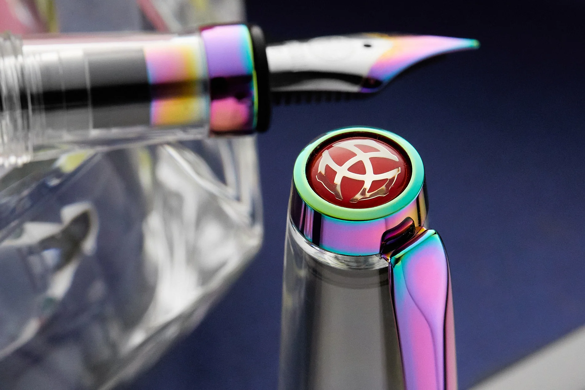 TWSBI Diamond 580 Fountain Pen - Iris - Image 10
