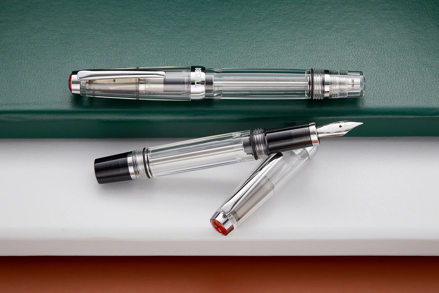 TWSBI Vac Mini Fountain Pen - Clear - Image 13