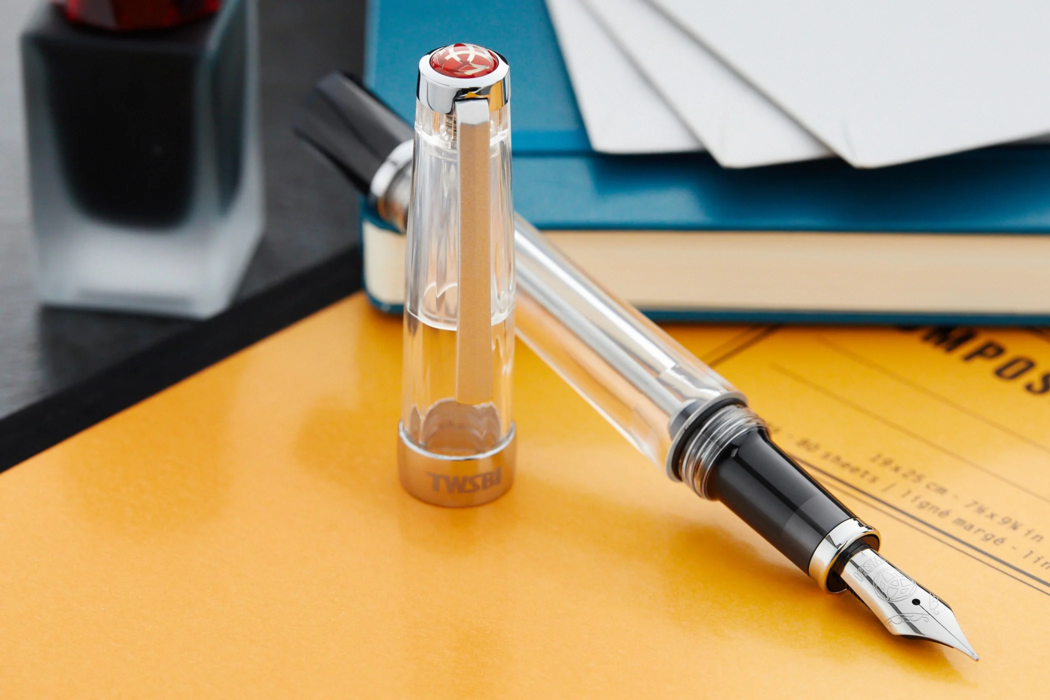 TWSBI Vac700R Fountain Pen - Clear - Image 10