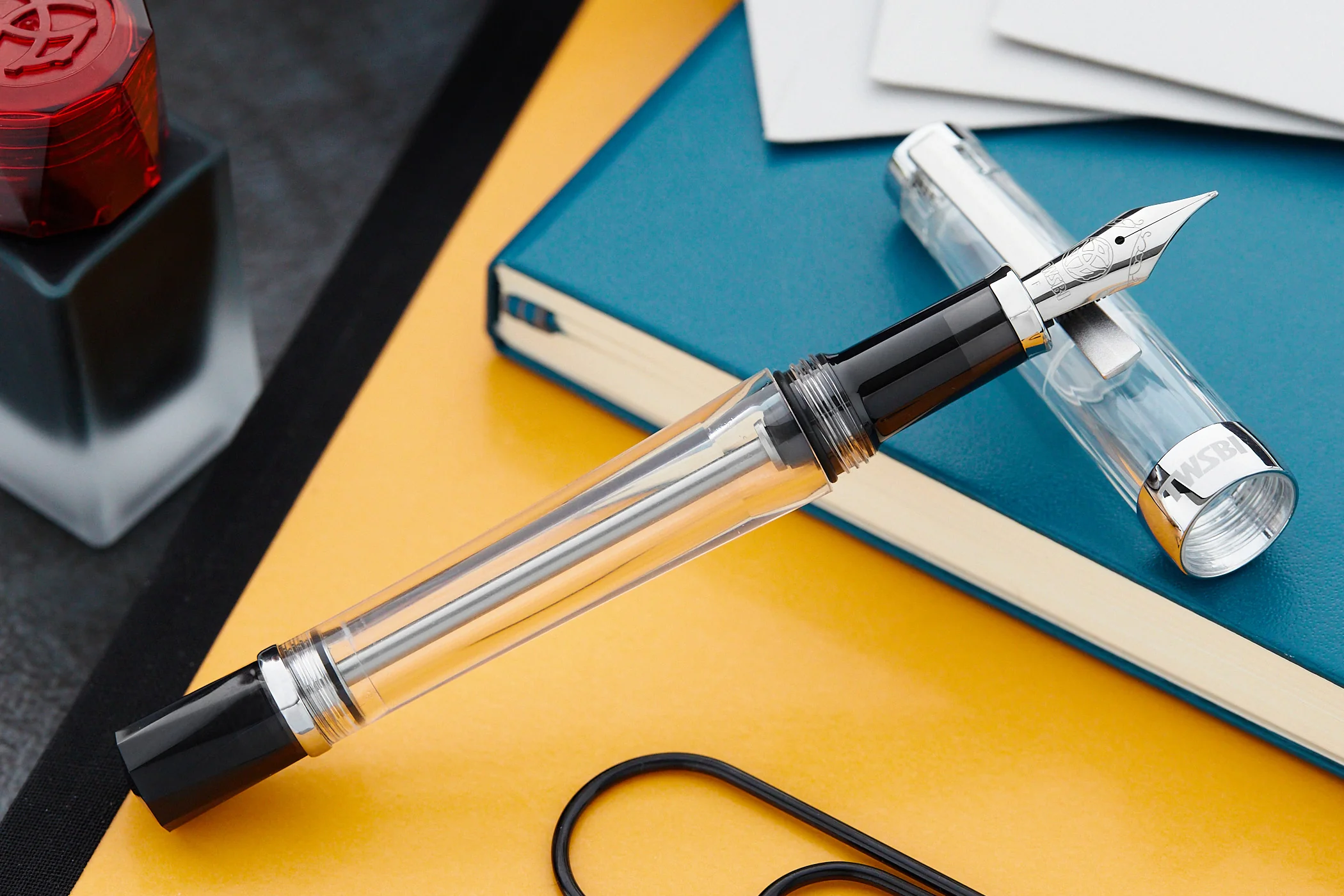 TWSBI Vac700R Fountain Pen - Clear - Image 8