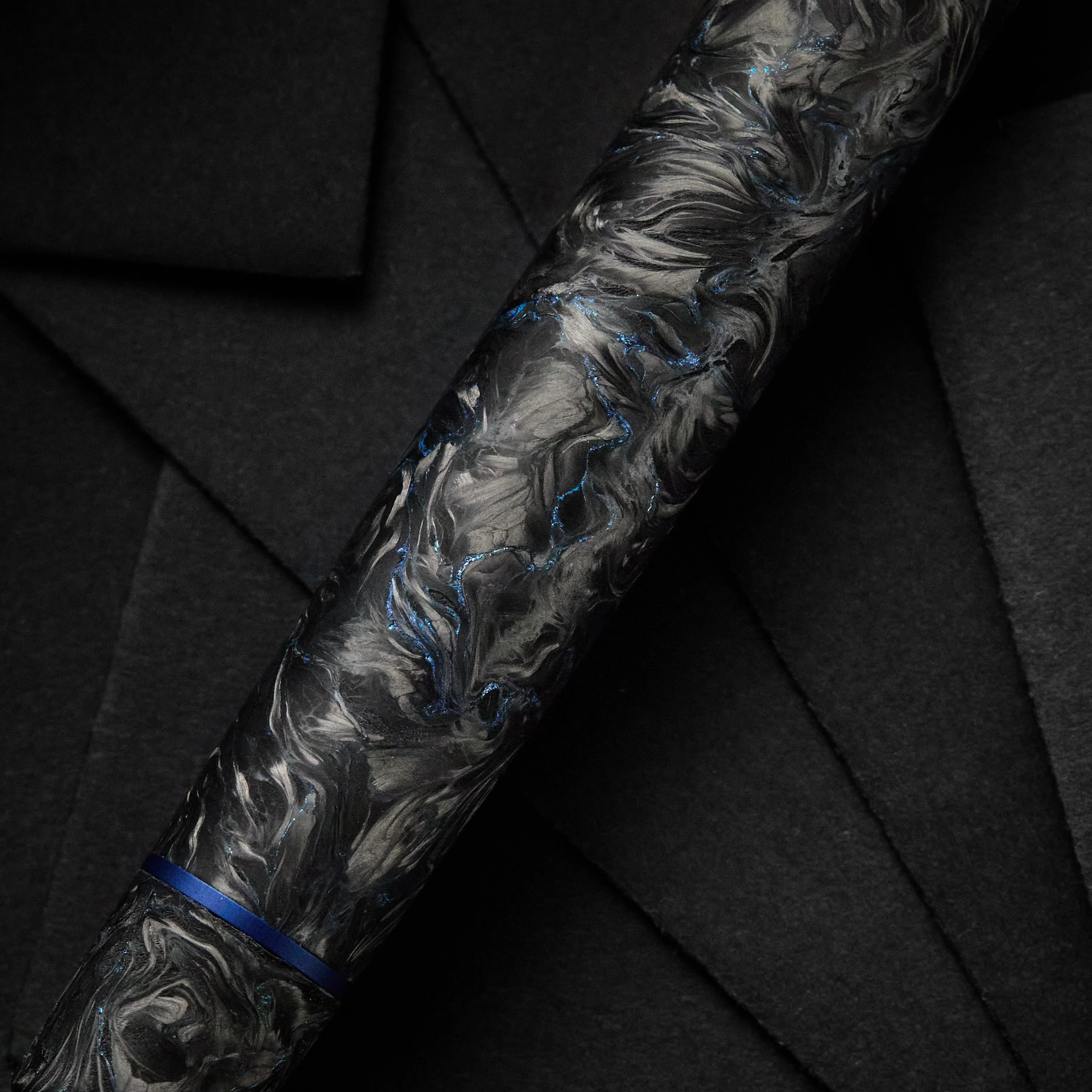 Visconti Homo Sapiens Fountain Pen - Carbon Abyssus (Limited Edition) - Image 5