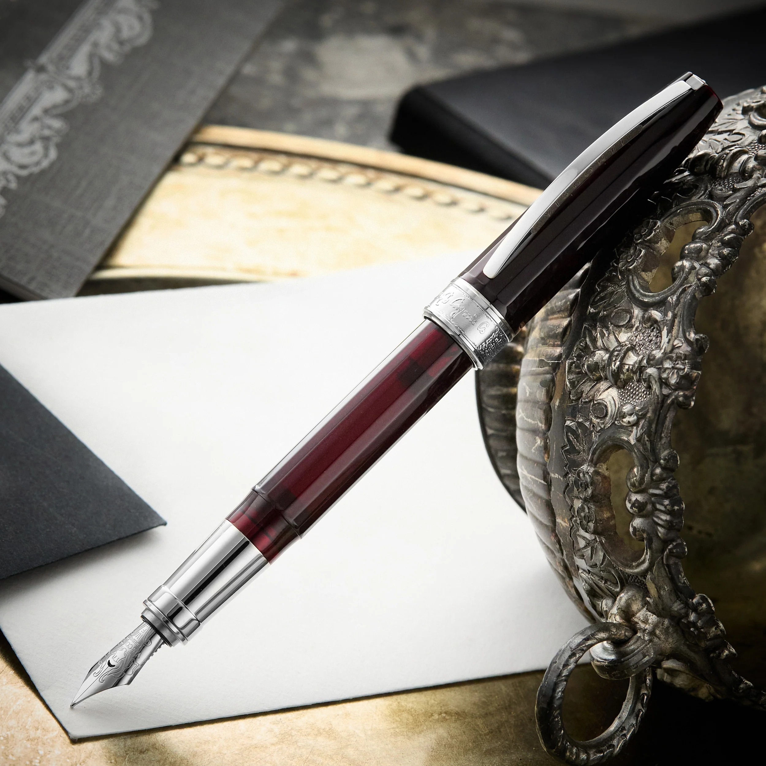 Visconti Michelangelo Fountain Pen - Red - Image 4