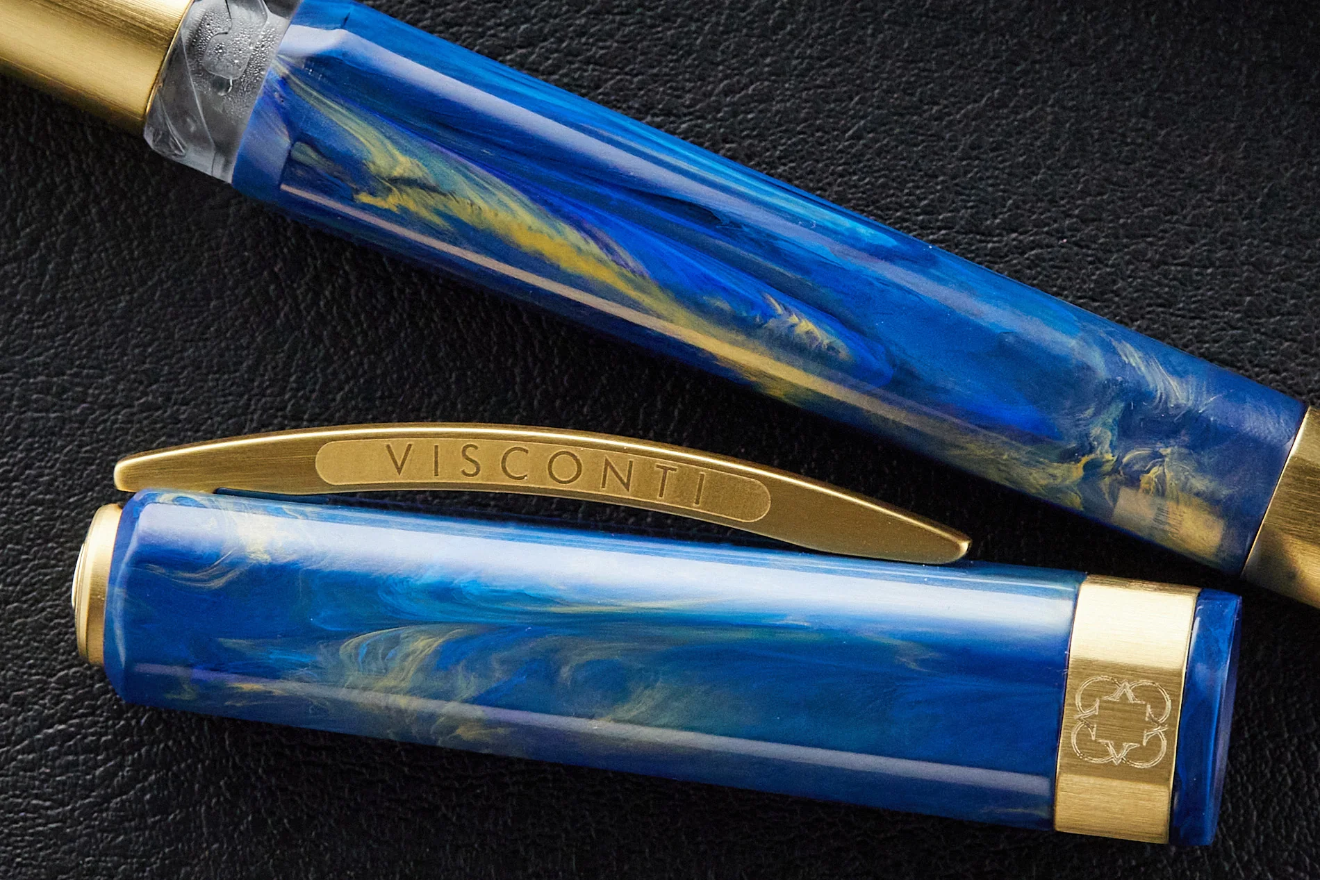 Visconti Opera Gold Fountain Pen - Blue - Image 10